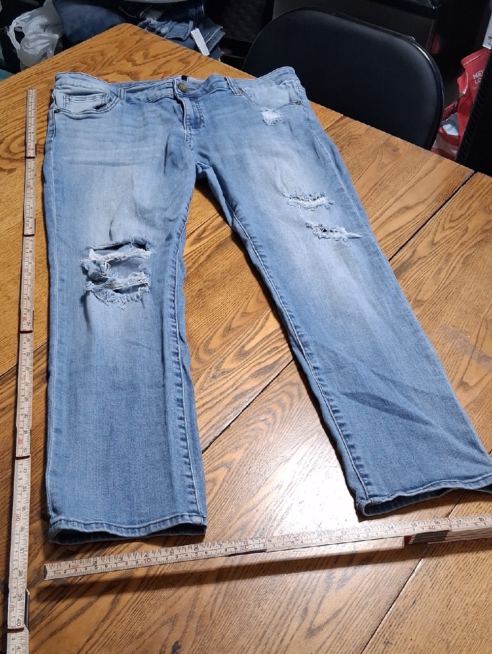 KUT FROM THE KLOTH Womens JEANS 14P BLUE DISTRESSED LIGHT WASH DENIM Pants Used